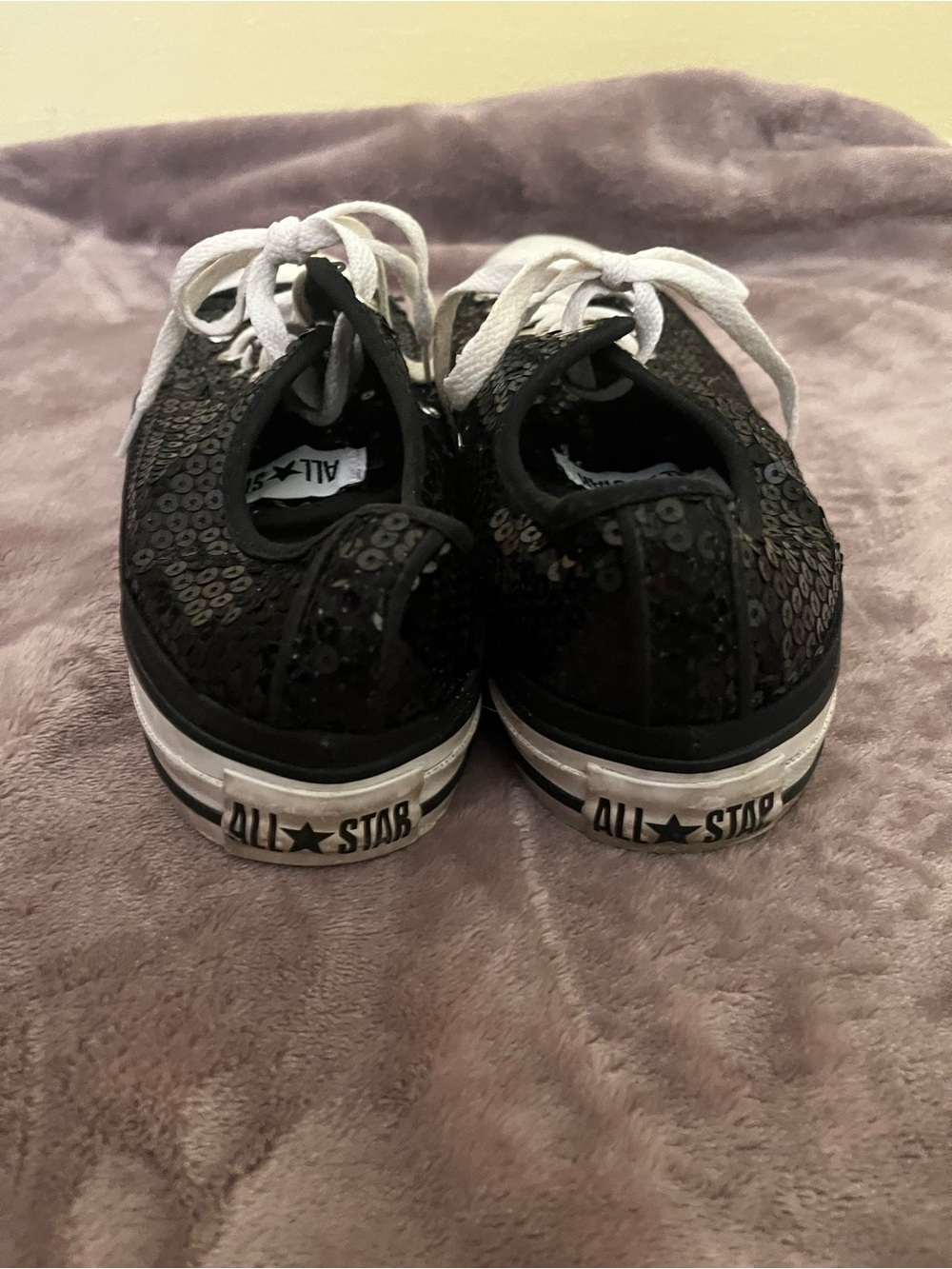 Converse Black Sequin Low-Top Lace-Up Sneakers with White Accents size 10 - Picture 9 of 10